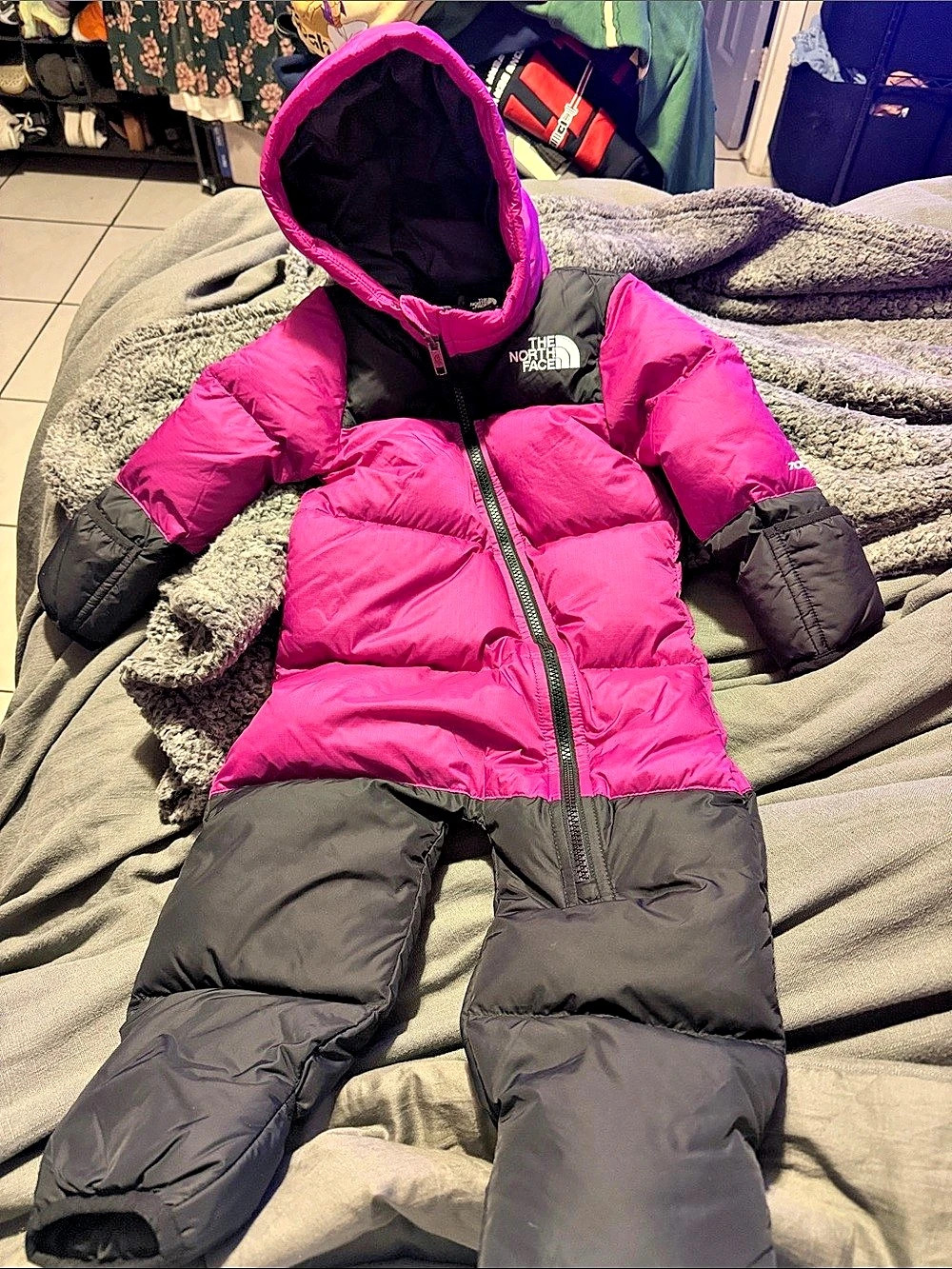 The North Face Baby 1996 Retro Nuptse One-Piece 12-18M Pink & Black